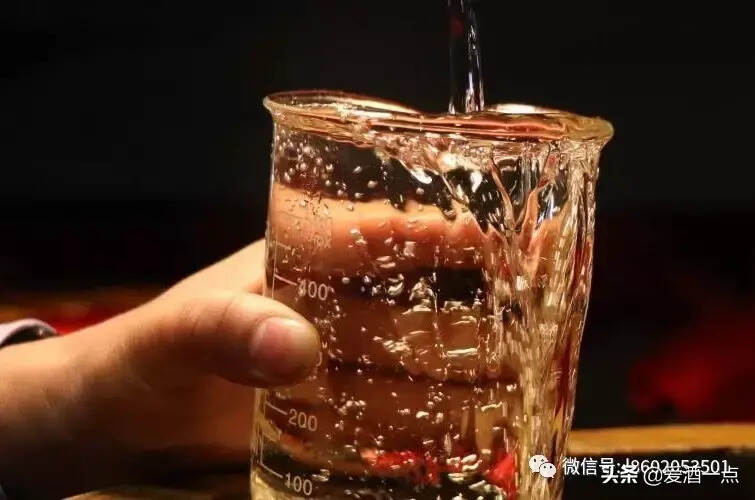 為何窖藏的年份酒喝著比較香？