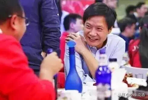 該不該喝酒？劉強東：如果連酒都不會喝，那你能干什么！