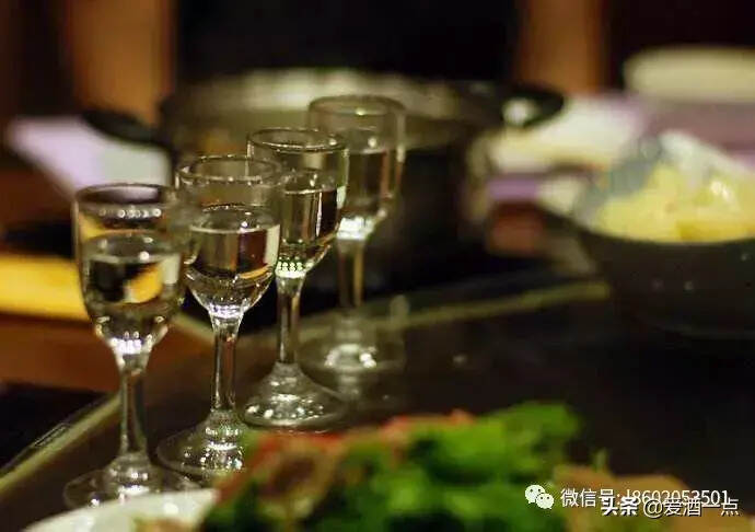 常識：啤酒和白酒不要混著喝