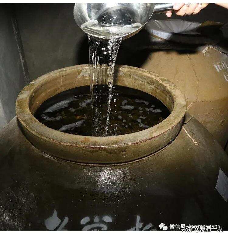 為什么醬香型白酒 比其它酒賣得貴？