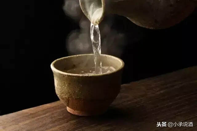 冬天喝酒有什么好處？天氣冷了，適合喝哪些酒？