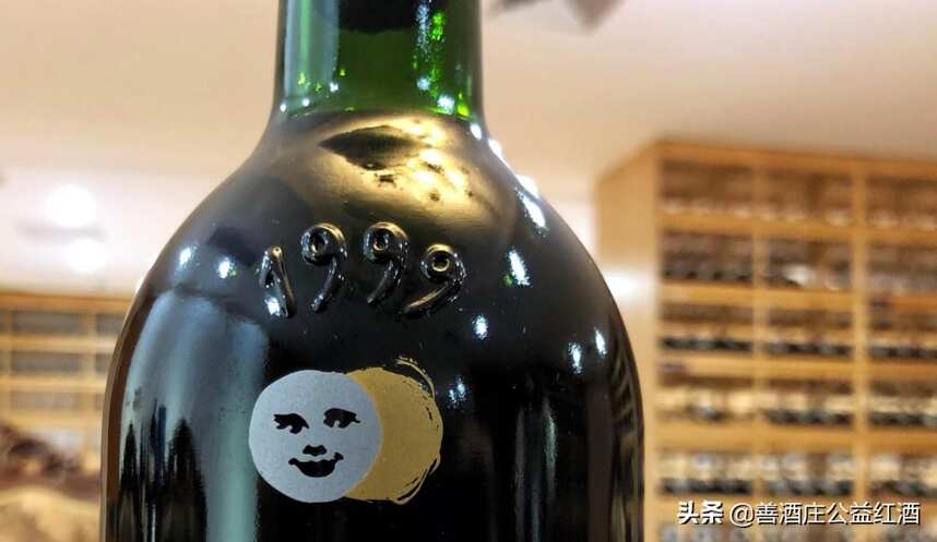 關于拉菲酒瓶上的這5個秘密，你知道幾個？