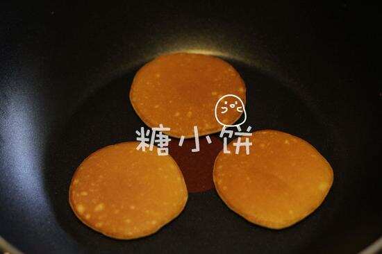 一款很親切的小點心奶油松餅pancake