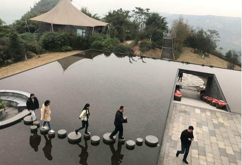 酒莊探訪順成和莊園：穿越花田酒地 酒香浸潤心中