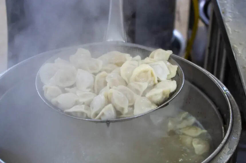 好吃不過餃子香，溫暖不過集體愛