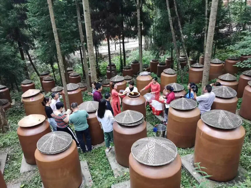 中國名酒莊開展酒莊迎新年為你送祝福活動