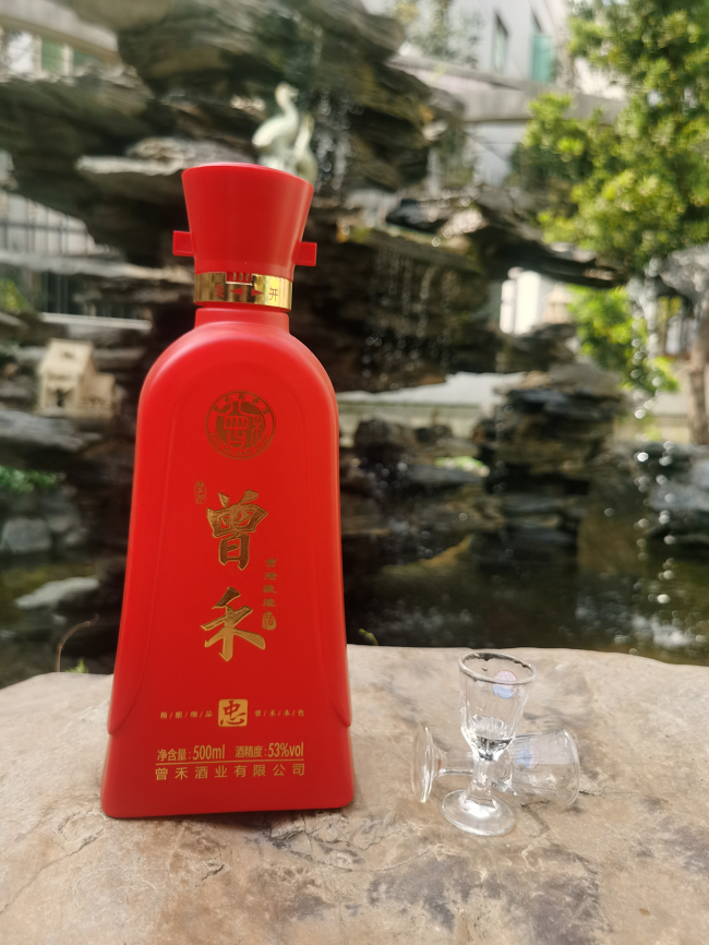 曾禾醬香酒：弘揚白酒文化，平價又好喝的醬香白酒