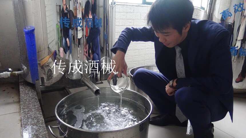 傳成酒械：發酵和蒸酒沒控制好，釀酒設備再好也白搭