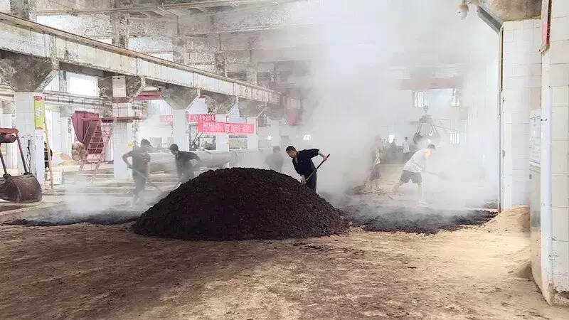 搶抓黃金時機 釀優質基酒 茅臺酒三輪次生產開烤