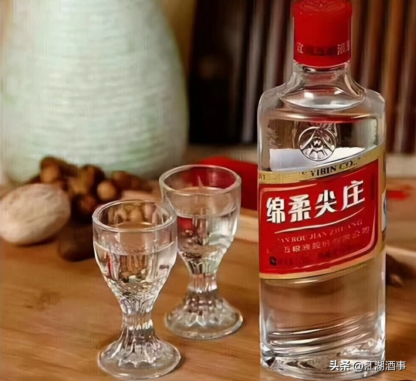 售價不到20元的酒精酒，年銷量卻破百億，為何酒友都甘愿“上當”